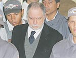 Pimenta Neves (foto) deixa o fórum após julgamento