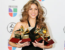 Shakira venceu em cinco categorias do Grammy; veja galeria de fotos da premiao