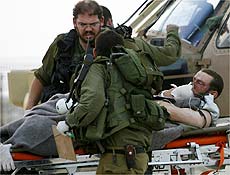 Soldado israelense ferido em ataque do Hizbollah  tratado em hospital em Haifa