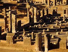 Perspolis  principal stio arqueologico do Ir