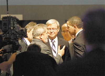 <b>OBAMA E SEU CHAPA:</b> O presidente Lula e seu colega dos EUA, Barack Obama ( dir.), conversam durante reunio do G20 em Londres