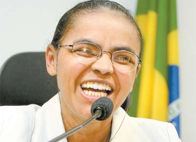 A senadora Marina Silva anuncia sua sada do PT, no qual militou por quase 30 anos, no Senado