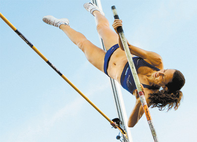 Fabiana Murer, que saltou 4,81 m e ficou com o ouro na Liga Diamante em Zurique