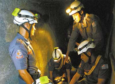 Bombeiros realizam treinamento de resgate em Franco da Rocha