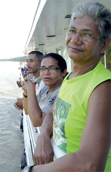 José Claudio e a mulher durante passeio no Pará, em 2005 