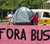 Jovens de vrios pases chegam para Frum Social Mundial, em Porto Alegre