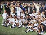 Corintianos comemoram título mundial em 2000