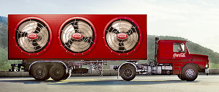 Campanhas premiadas da McCann: caminho de Coca-Cola com ventiladores pintados