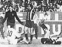 Em 1962, o Santos de Pel (10) foi campeo ao vencer o Pearol