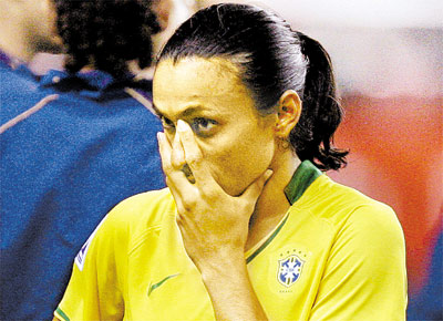 Marta, melhor jogadora do Mundial, que perdeu pnalti na deciso