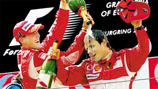 Schumacher celebra em Nurburgring 3 lugar de Felipe Massa, 8 brasileiro a subir ao pdio da F-1